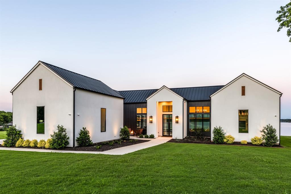 Kemp, Texas, 75143, United States, 4 Bedrooms Bedrooms, ,4 BathroomsBathrooms,Residential,For Sale,1807273