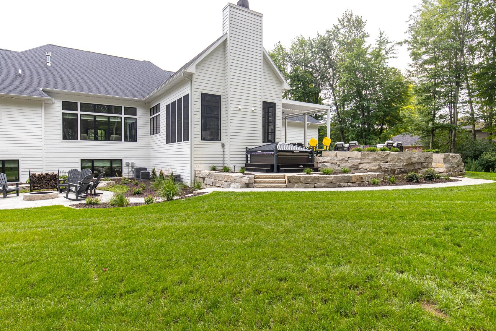 SUAMICO, Wisconsin, 54173, United States, 4 Bedrooms Bedrooms, ,5 BathroomsBathrooms,Residential,For Sale,1927412