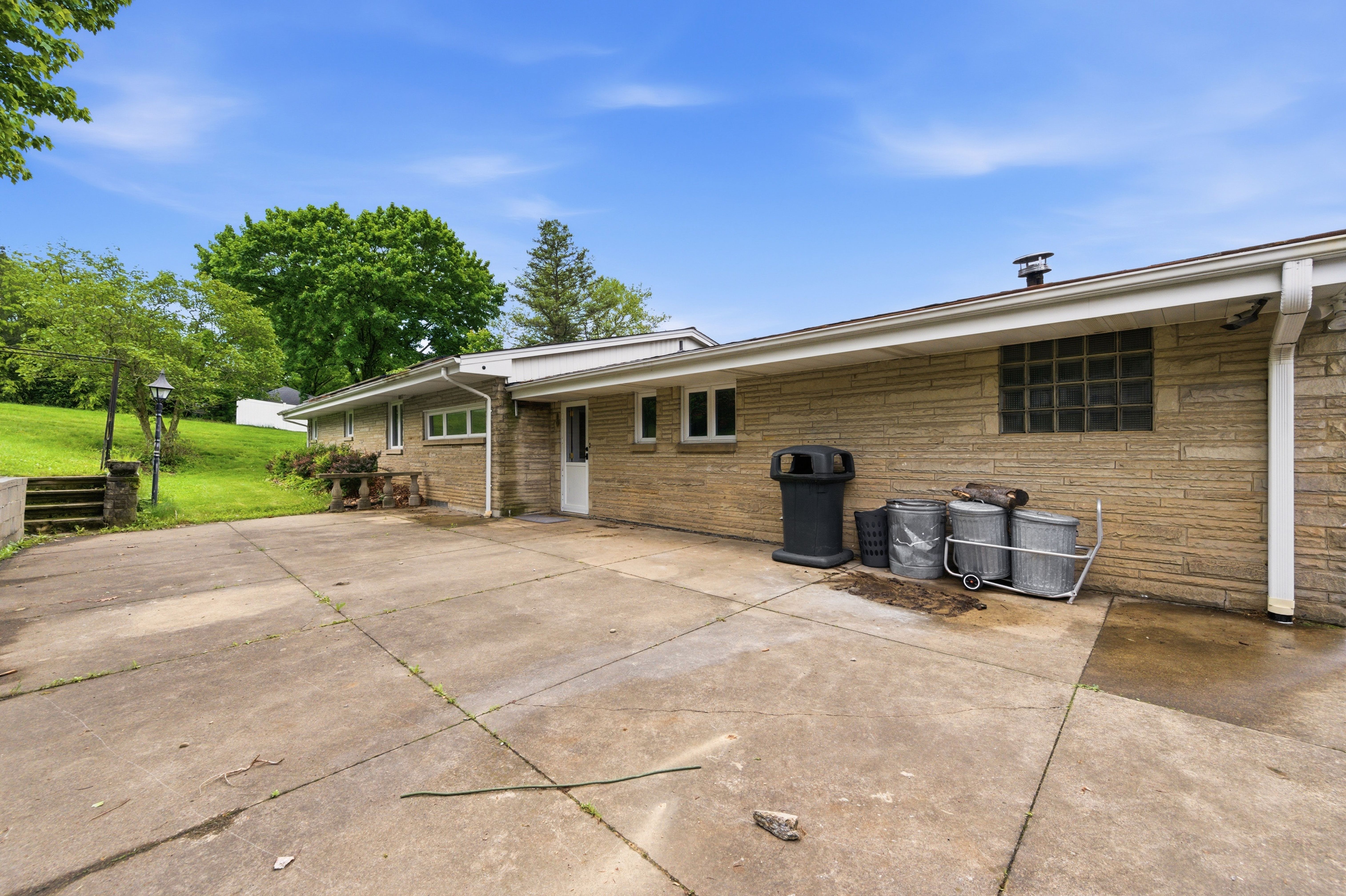  944 Mercer Road, Butler, PA 16001 - 物件實景