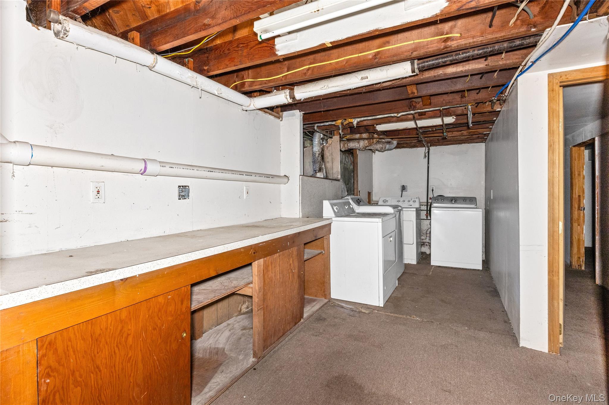 Uniondale, New York, 11553, United States, 4 Bedrooms Bedrooms, ,3 BathroomsBathrooms,Residential,For Sale,2049271