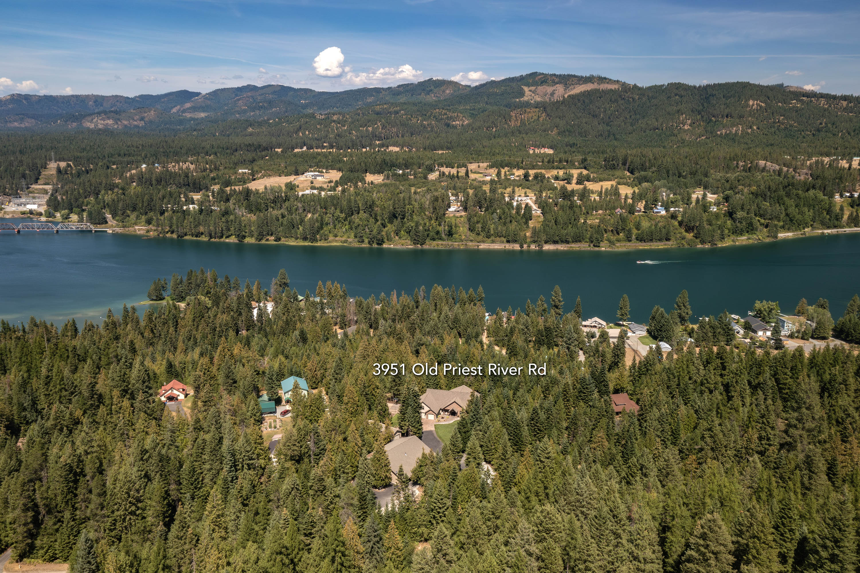 Priest River, Idaho, 83856, United States, 4 Bedrooms Bedrooms, ,5 BathroomsBathrooms,Residential,For Sale,1921614