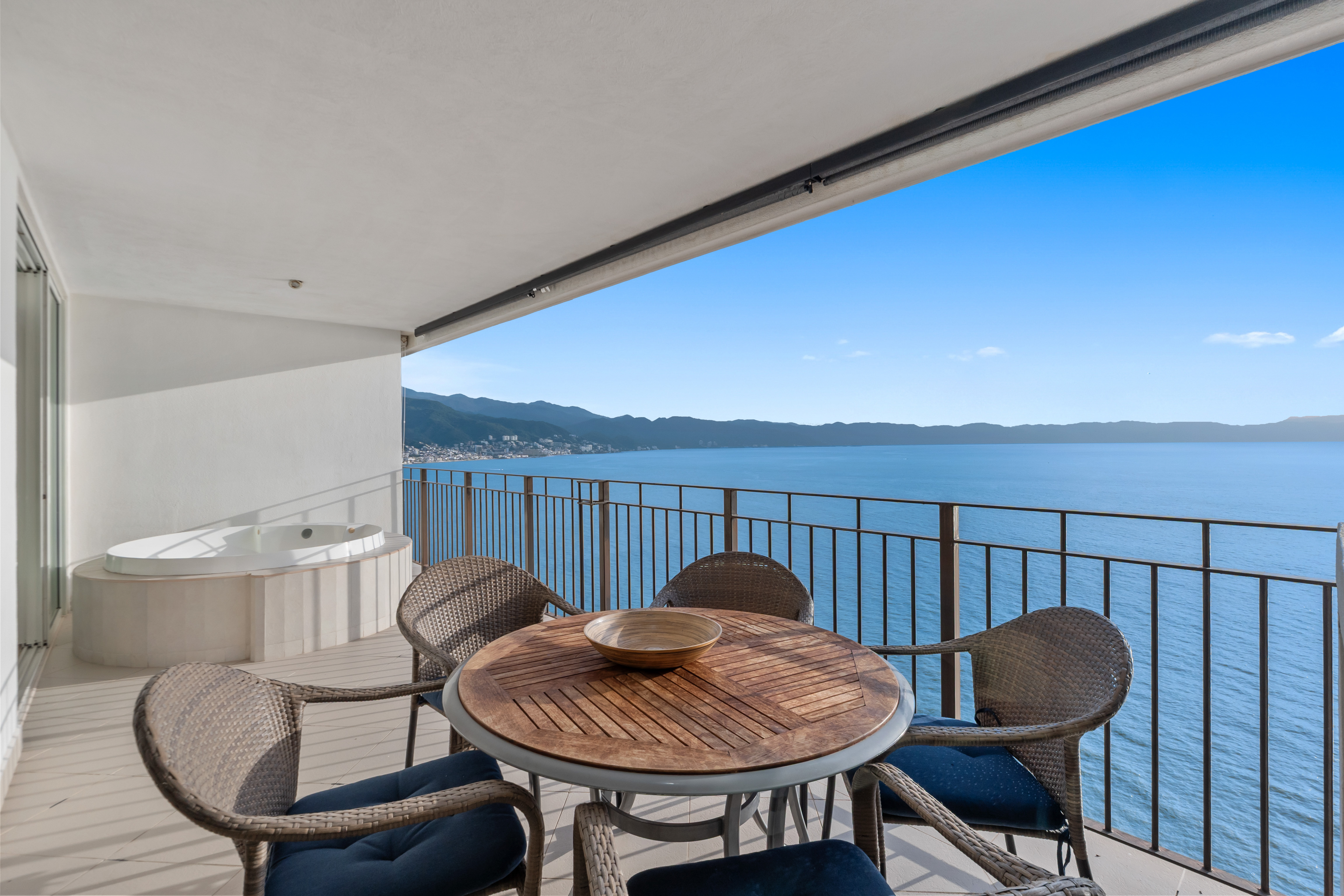  Grand Venetian Hidden Gem  Private terrace with jacuzzi in Puerto Vallarta - 物件實景