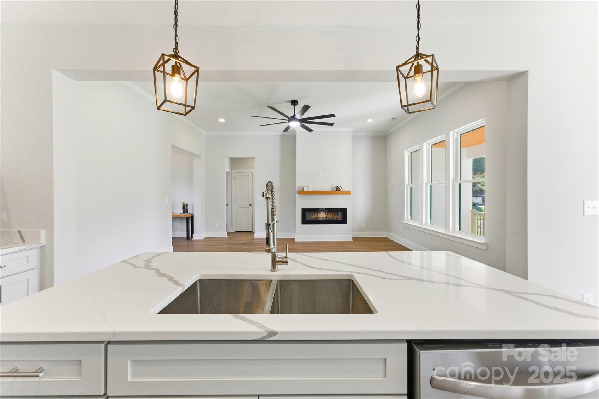 Conover, North Carolina, 28613, United States, 3 Bedrooms Bedrooms, ,2 BathroomsBathrooms,Residential,For Sale,1969077