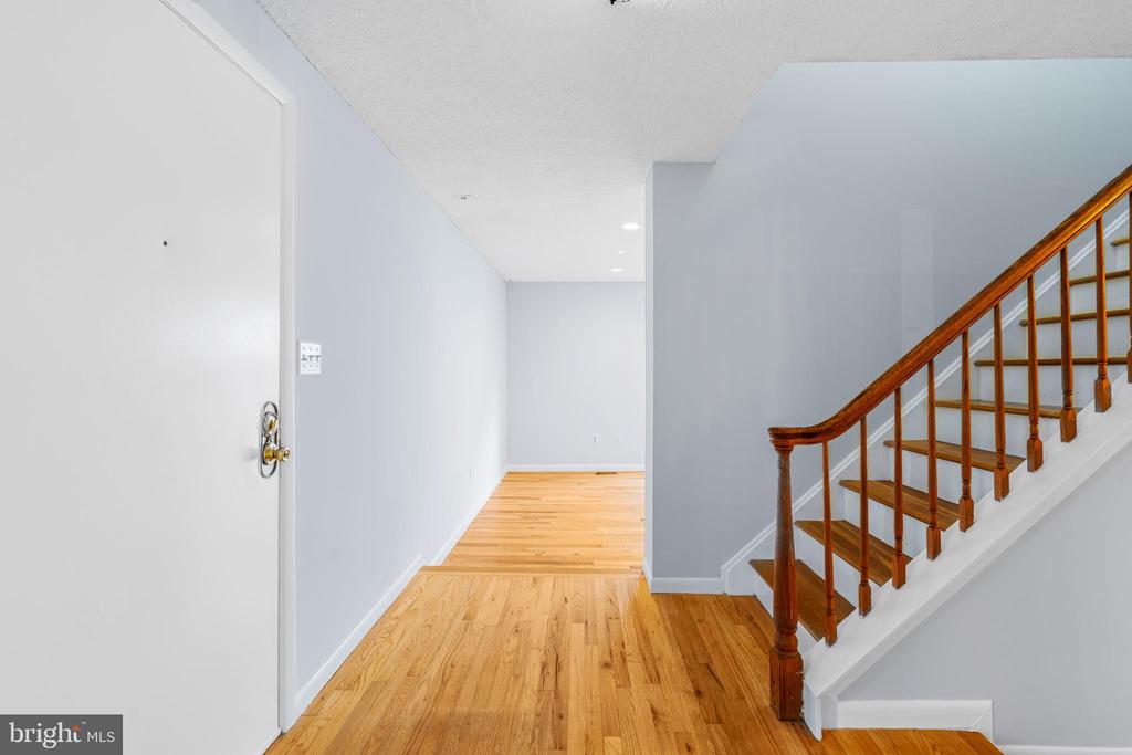 Plainsboro, New Jersey, 08536, United States, 3 Bedrooms Bedrooms, ,3 BathroomsBathrooms,Residential,For Sale,1900565