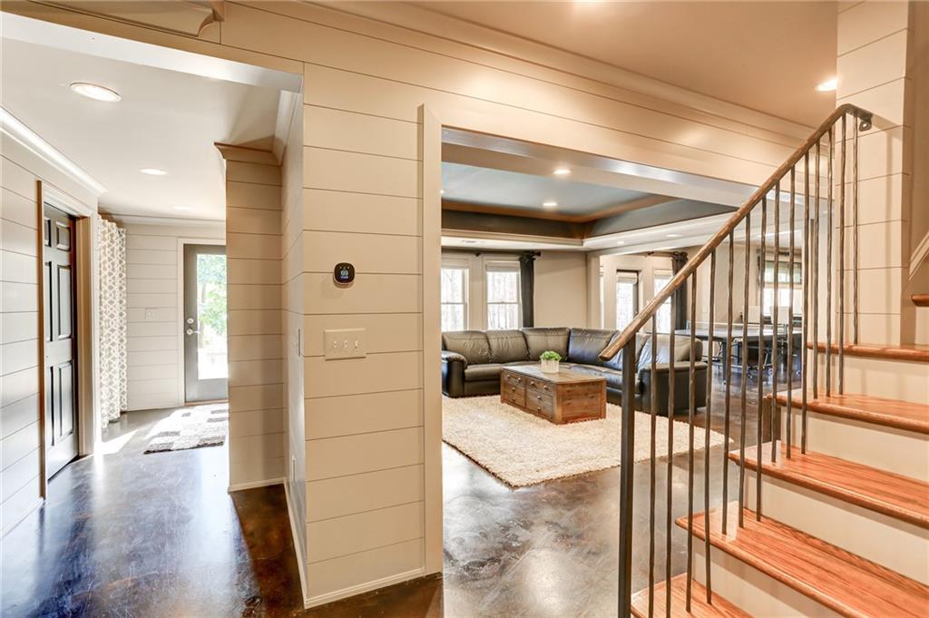 Suwanee, Georgia, 30024, United States, 5 Bedrooms Bedrooms, ,5 BathroomsBathrooms,Residential,For Sale,2025852