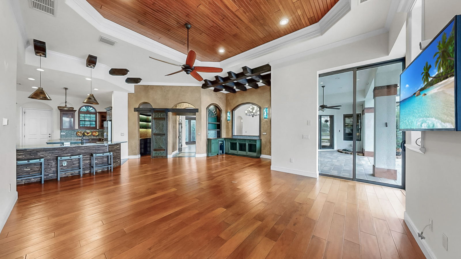 Apollo Beach, Florida, 33572, United States, 4 Bedrooms Bedrooms, ,5 BathroomsBathrooms,Residential,For Sale,1983999