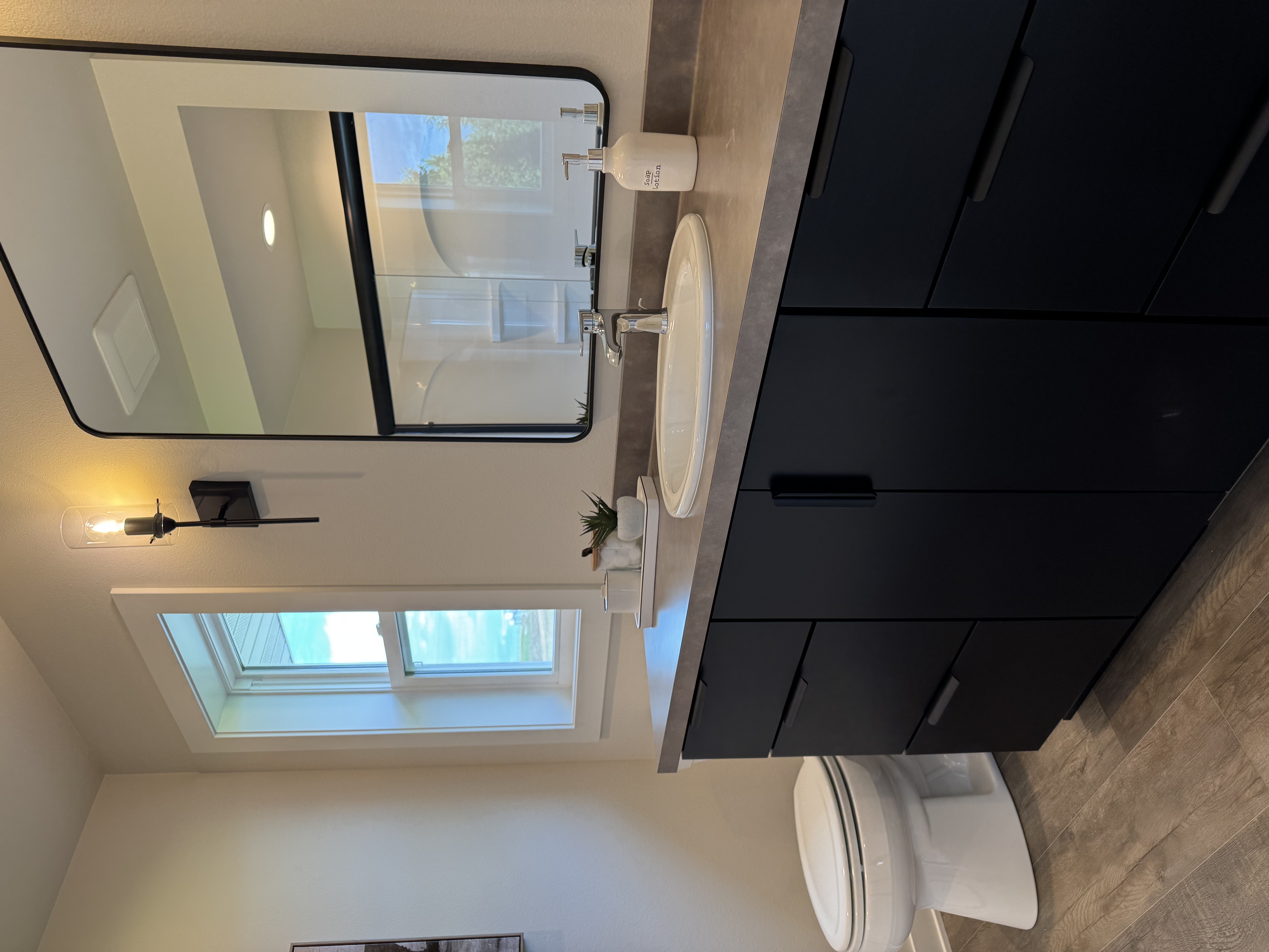 Sheboygan, Wisconsin, 53081, United States, 4 Bedrooms Bedrooms, ,3 BathroomsBathrooms,Residential,For Sale,1967006