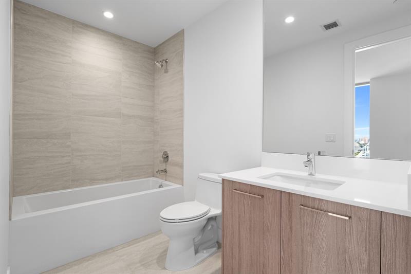 Fort Lauderdale, Florida, 33304, United States, 2 Bedrooms Bedrooms, ,3 BathroomsBathrooms,Residential,For Sale,1995654