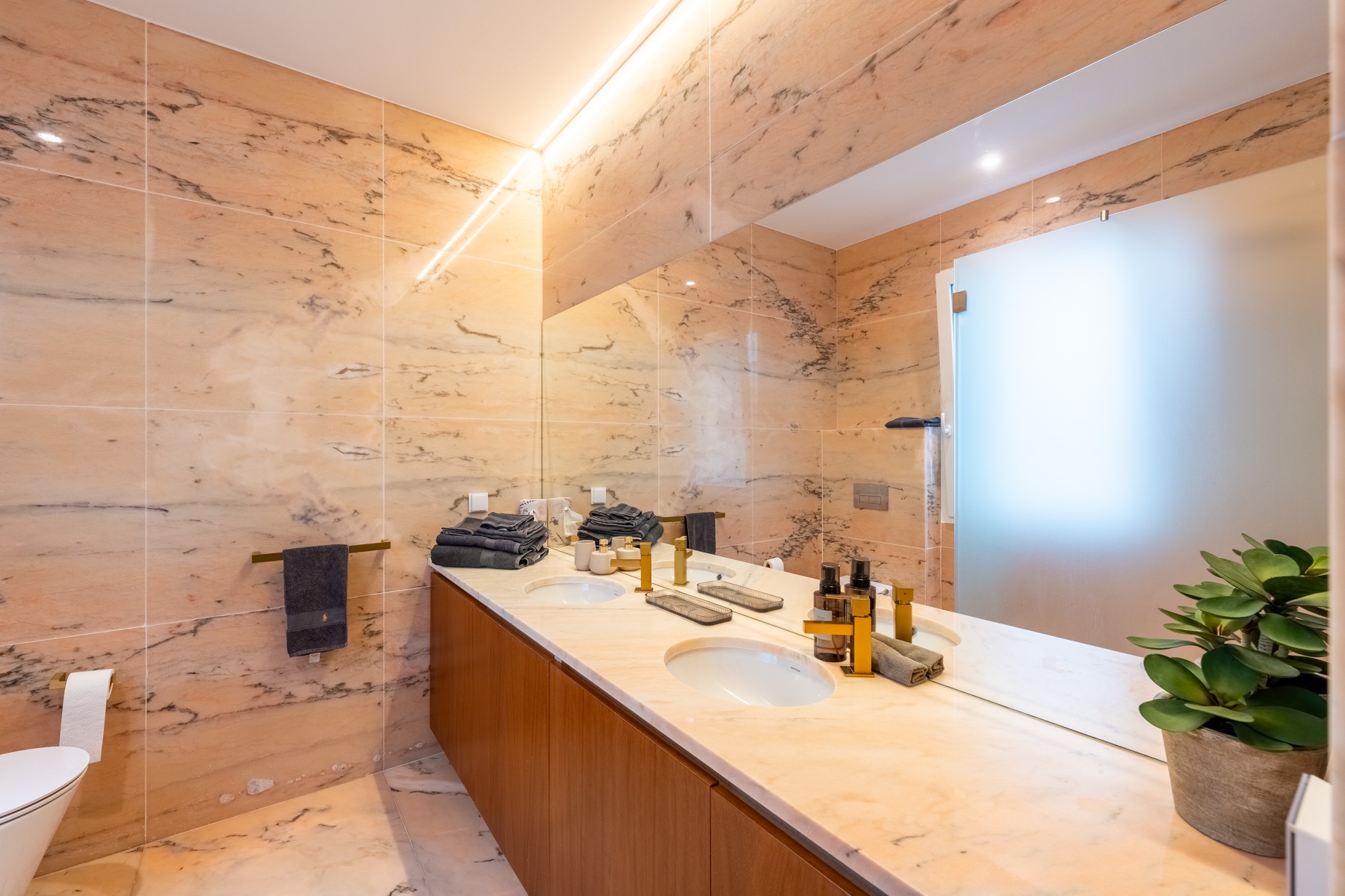  Flat, 3 bedrooms, for Sale - 物件實景