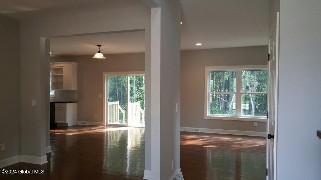 Mechanicville, New York, 12118, United States, 3 Bedrooms Bedrooms, ,3 BathroomsBathrooms,Residential,For Sale,1807710