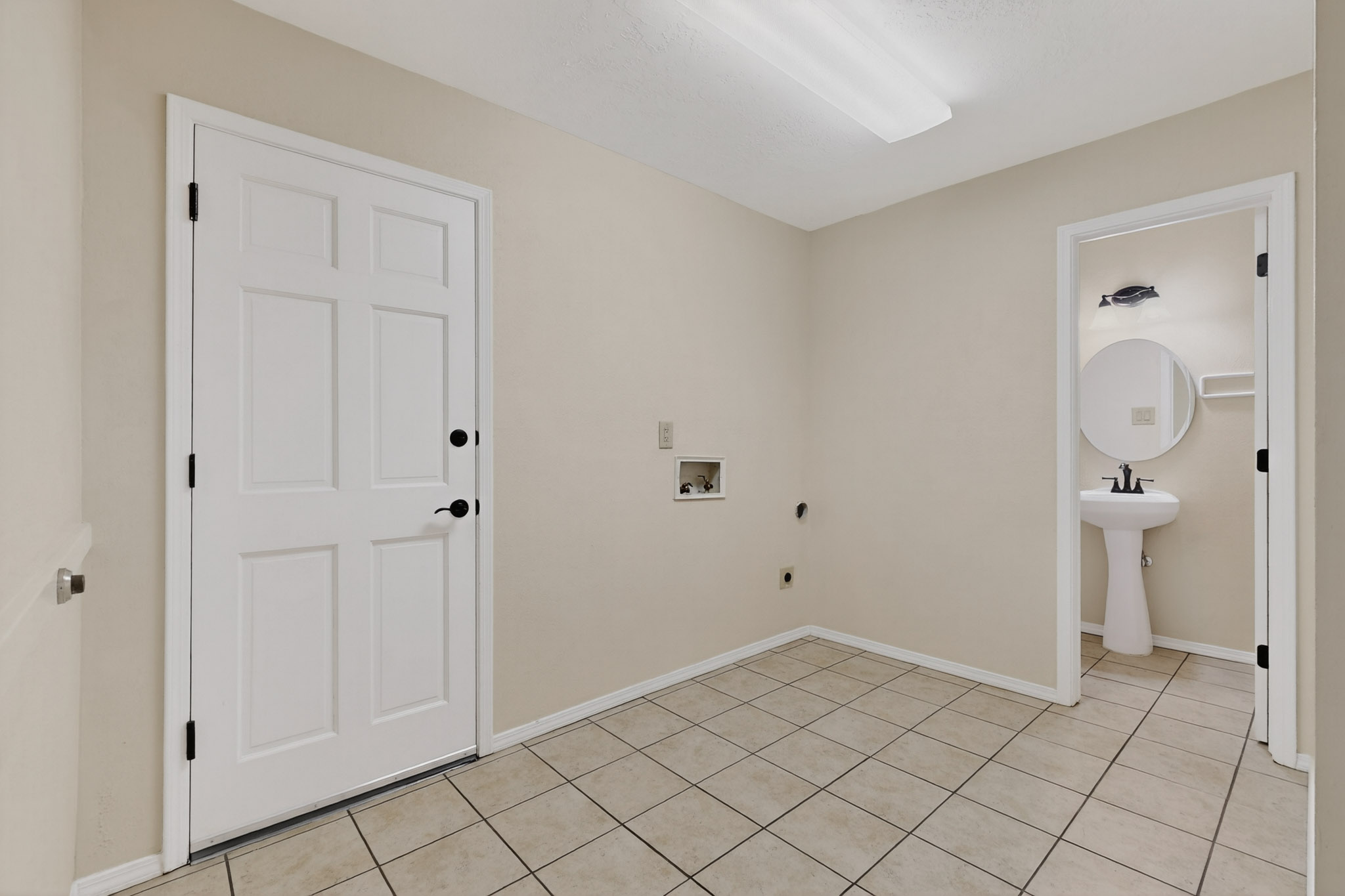 Albuquerque, New Mexico, 87109, United States, 4 Bedrooms Bedrooms, ,3 BathroomsBathrooms,Residential,For Sale,1985766