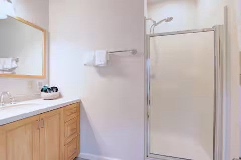 Geneva, New York, 14456, United States, 6 Bedrooms Bedrooms, ,4 BathroomsBathrooms,Residential,For Sale,1901730