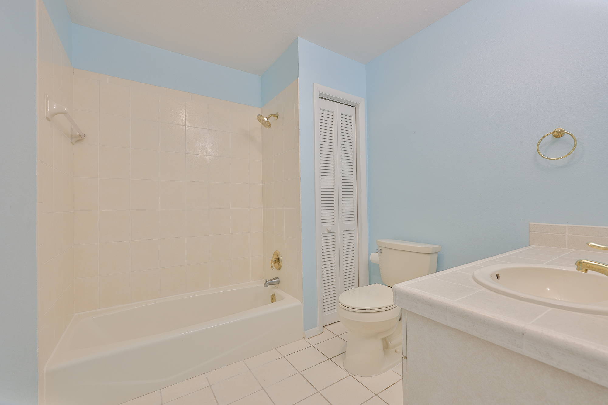 Dover, Florida, 33527, United States, 3 Bedrooms Bedrooms, ,2 BathroomsBathrooms,Residential,For Sale,1983531