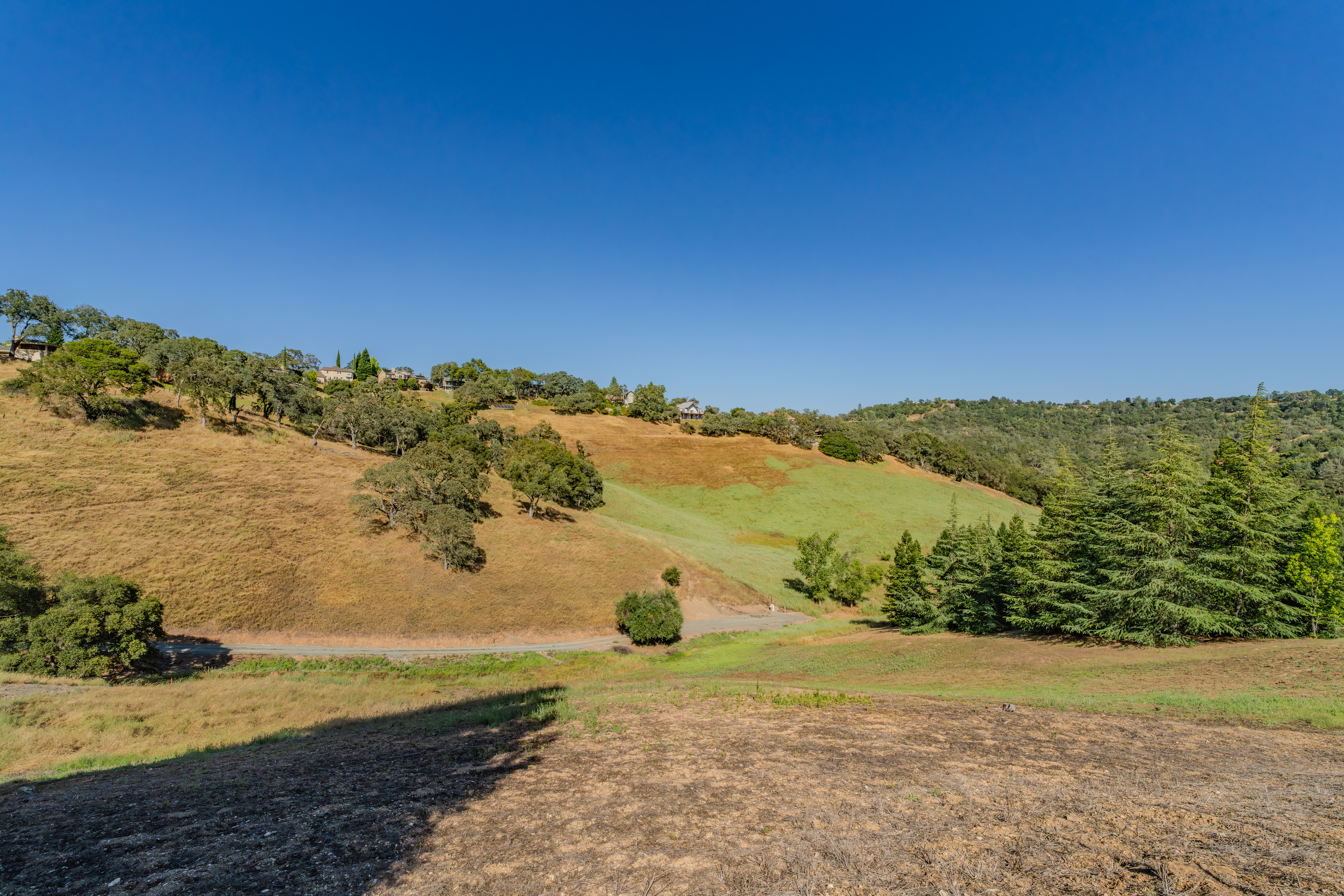  Spacious Sutter Creek Home with Hillside Views and Endless Potential - 物件實景
