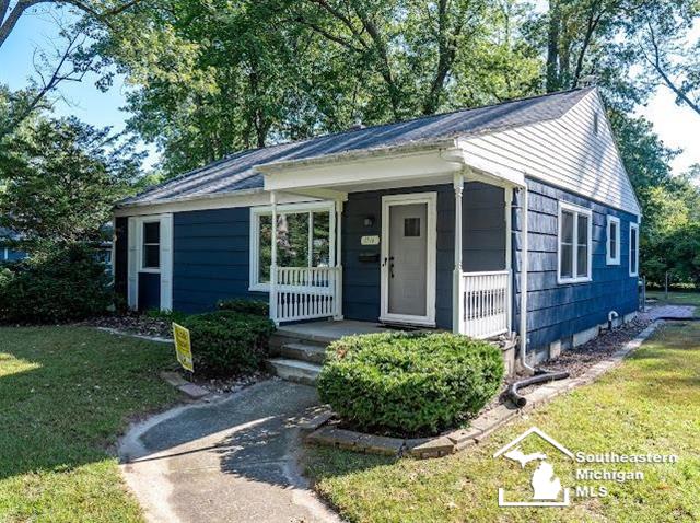 Riverview Ave, Monroe, MI 48162