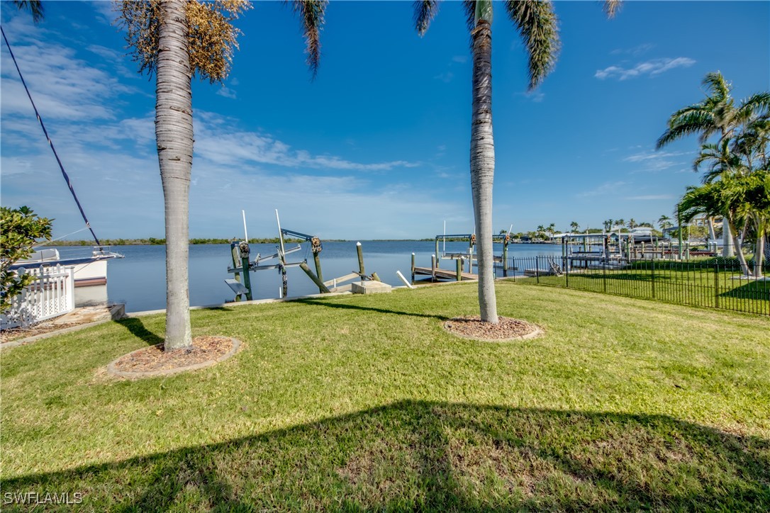 Matlacha, Florida, 33993, United States, 2 Bedrooms Bedrooms, ,2 BathroomsBathrooms,Residential,For Sale,1980106