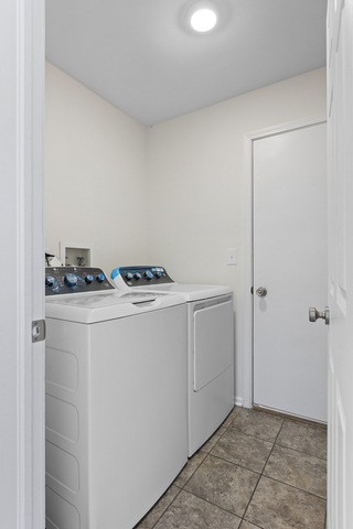 Lake in the Hills, Illinois, 60156, United States, 4 Bedrooms Bedrooms, ,3 BathroomsBathrooms,Residential,For Sale,1987015