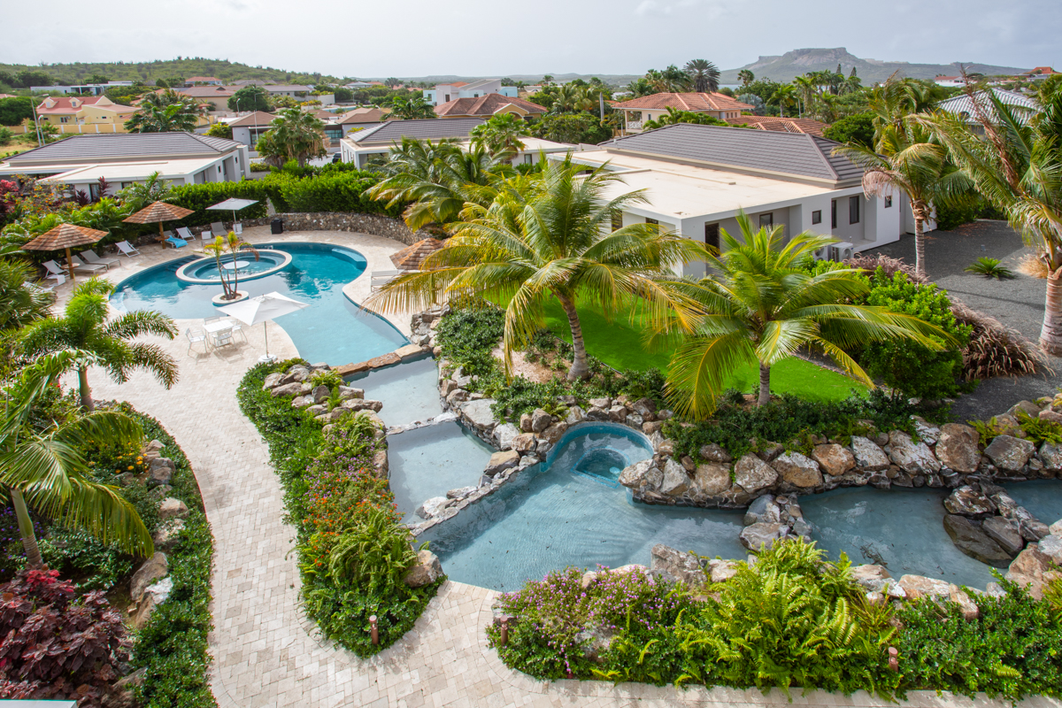 Jan Sofat, CW, 2 Bedrooms Bedrooms, ,2 BathroomsBathrooms,Residential,For Sale,1752587