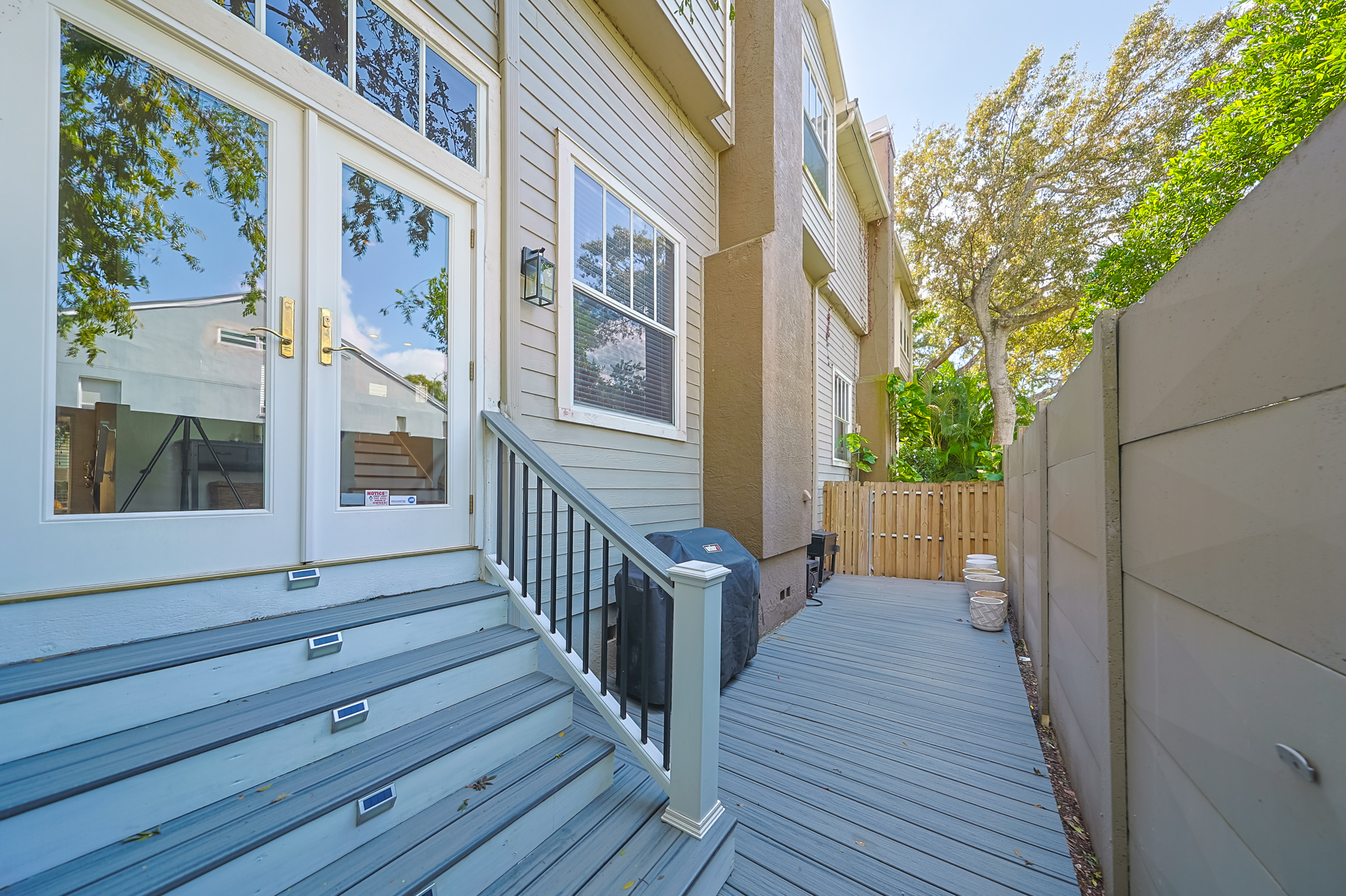 Tampa, Florida, 33629, United States, 3 Bedrooms Bedrooms, ,3 BathroomsBathrooms,Residential,For Sale,1980841