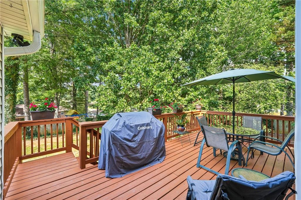 Kennesaw, Georgia, 30144, United States, 5 Bedrooms Bedrooms, ,3 BathroomsBathrooms,Residential,For Sale,1942982
