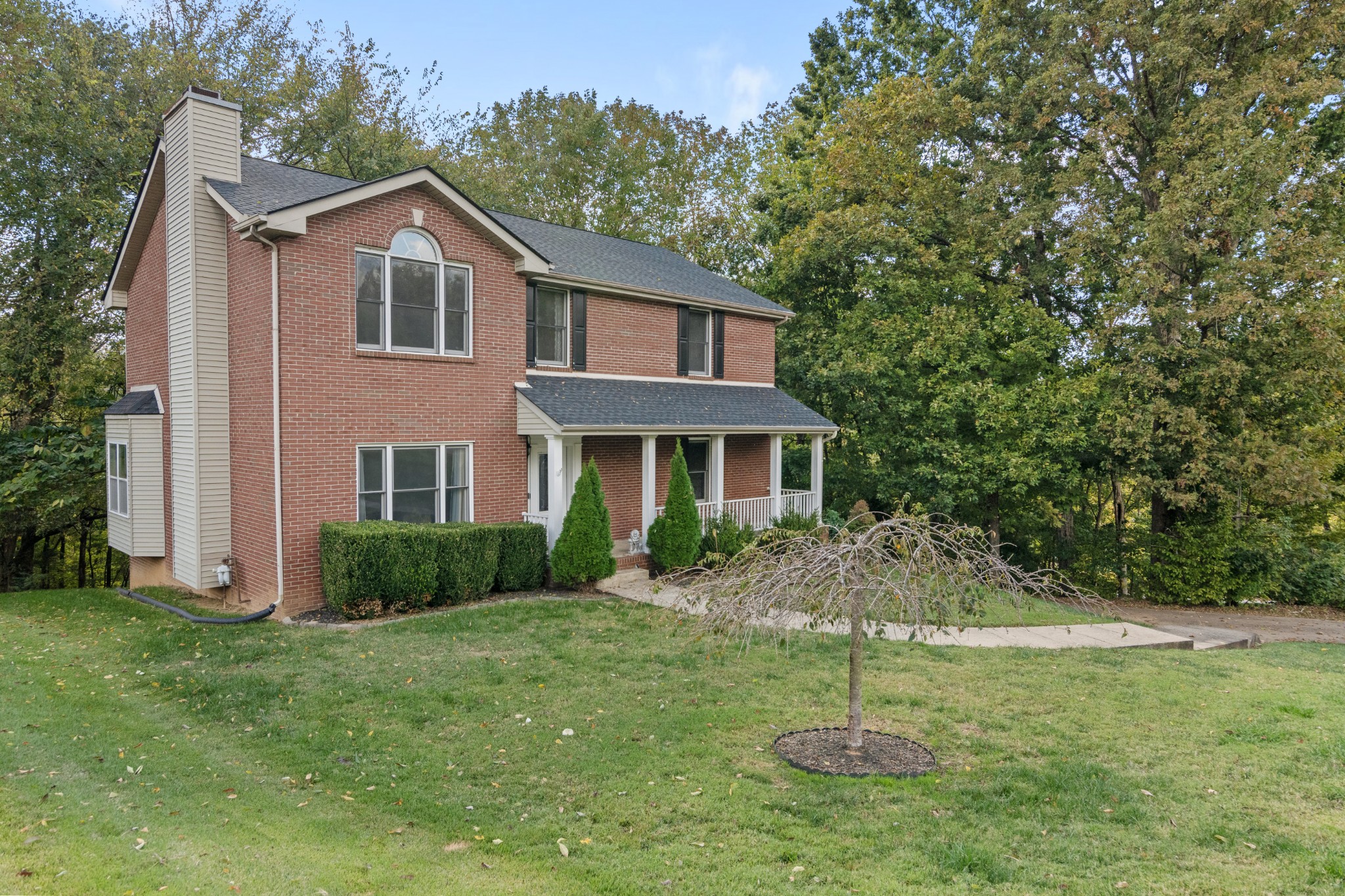 Clarksville, Tennessee, 37043, United States, 3 Bedrooms Bedrooms, ,3 BathroomsBathrooms,Residential,For Sale,1978021