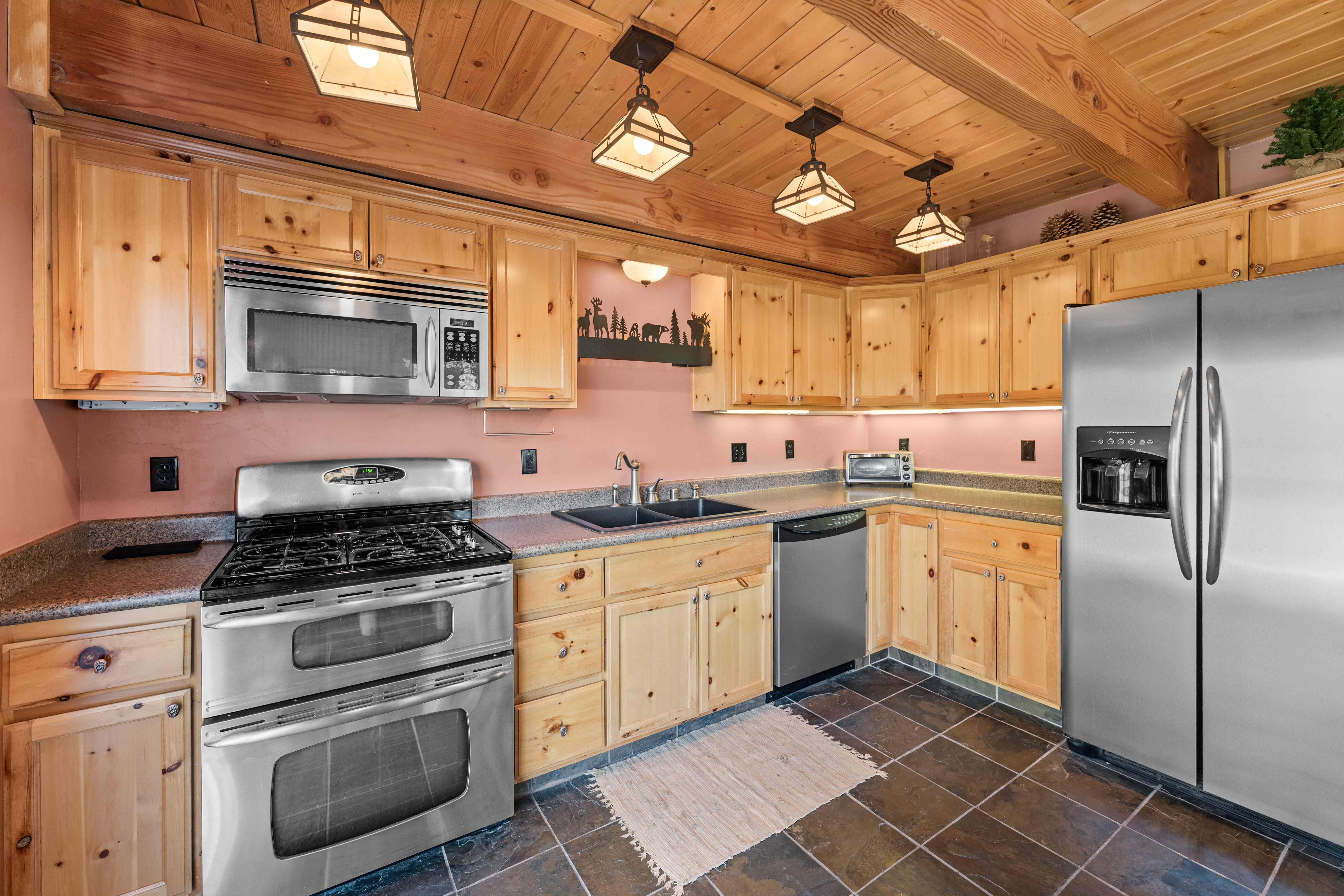  1099 Crags Lane, Fawnskin, CA 92333 - 物件實景