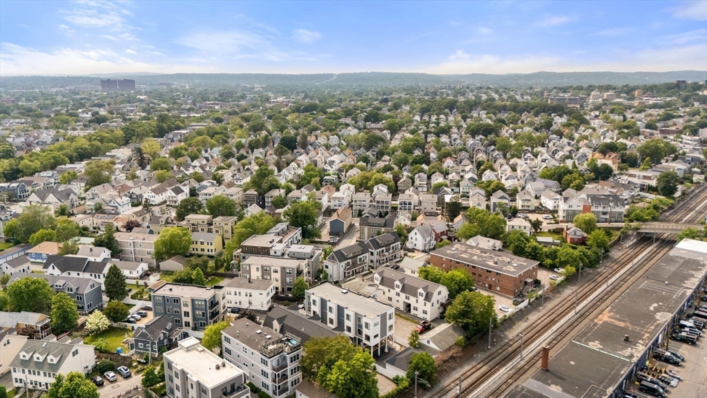 Somerville, Massachusetts, 02145, United States, 5 Bedrooms Bedrooms, ,5 BathroomsBathrooms,Residential,For Sale,1849882