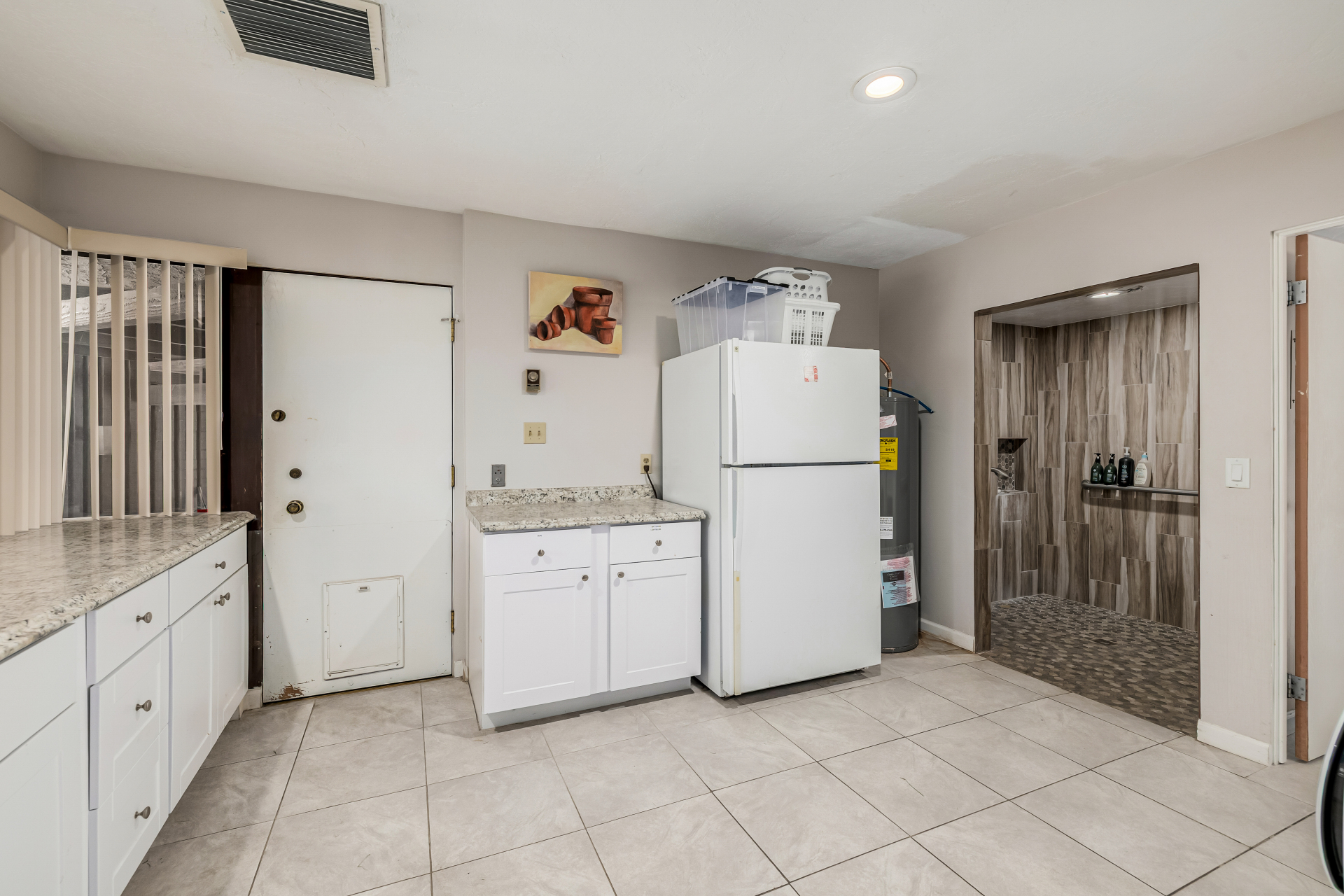 Paradise Valley, Arizona, 85253, United States, 4 Bedrooms Bedrooms, ,8 BathroomsBathrooms,Residential,For Sale,1914345
