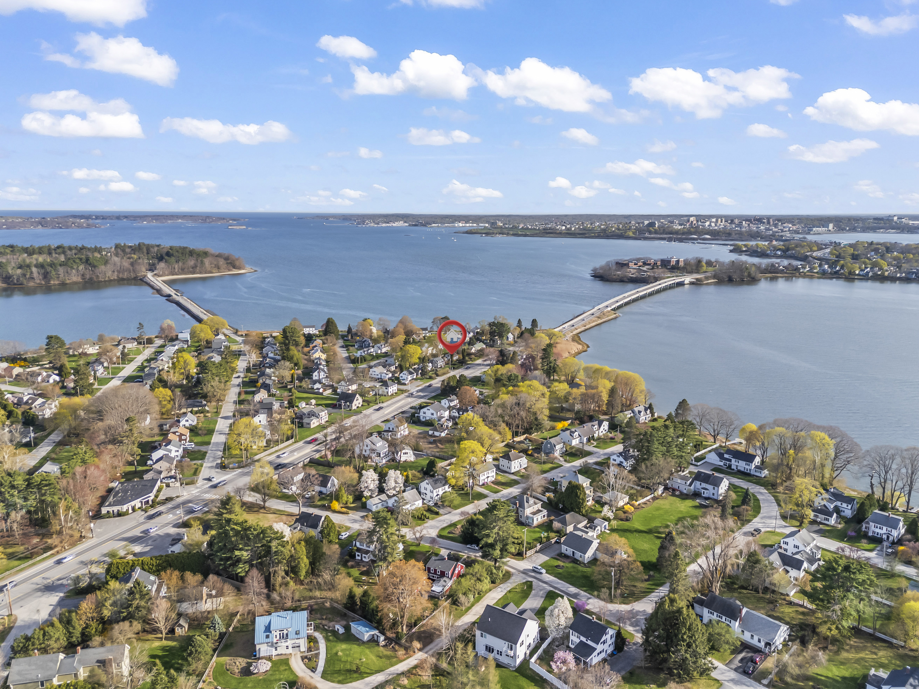 Falmouth, Maine, 04105, United States, 3 Bedrooms Bedrooms, ,2 BathroomsBathrooms,Residential,For Sale,1794593