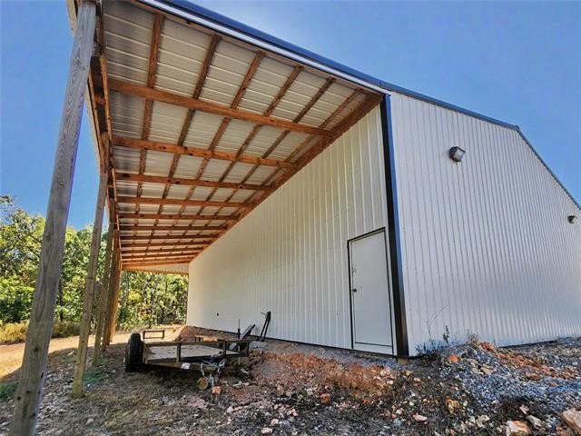 Tahlequah, Oklahoma, 74464, United States, 4 Bedrooms Bedrooms, ,4 BathroomsBathrooms,Residential,For Sale,2040103