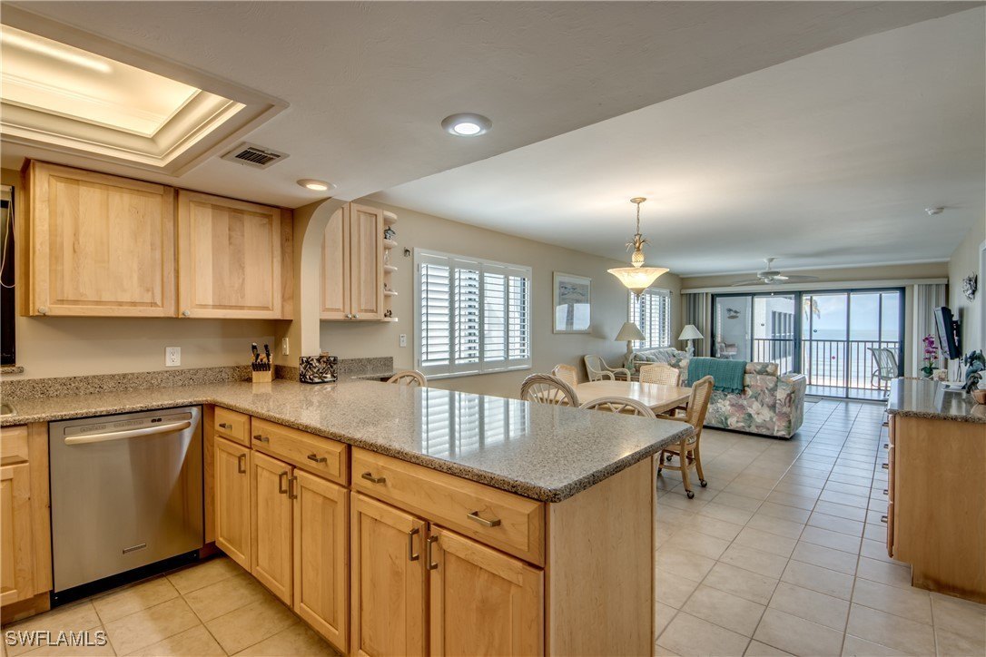 Fort Myers Beach, Florida, 33931, United States, 3 Bedrooms Bedrooms, ,2 BathroomsBathrooms,Residential,For Sale,1975122