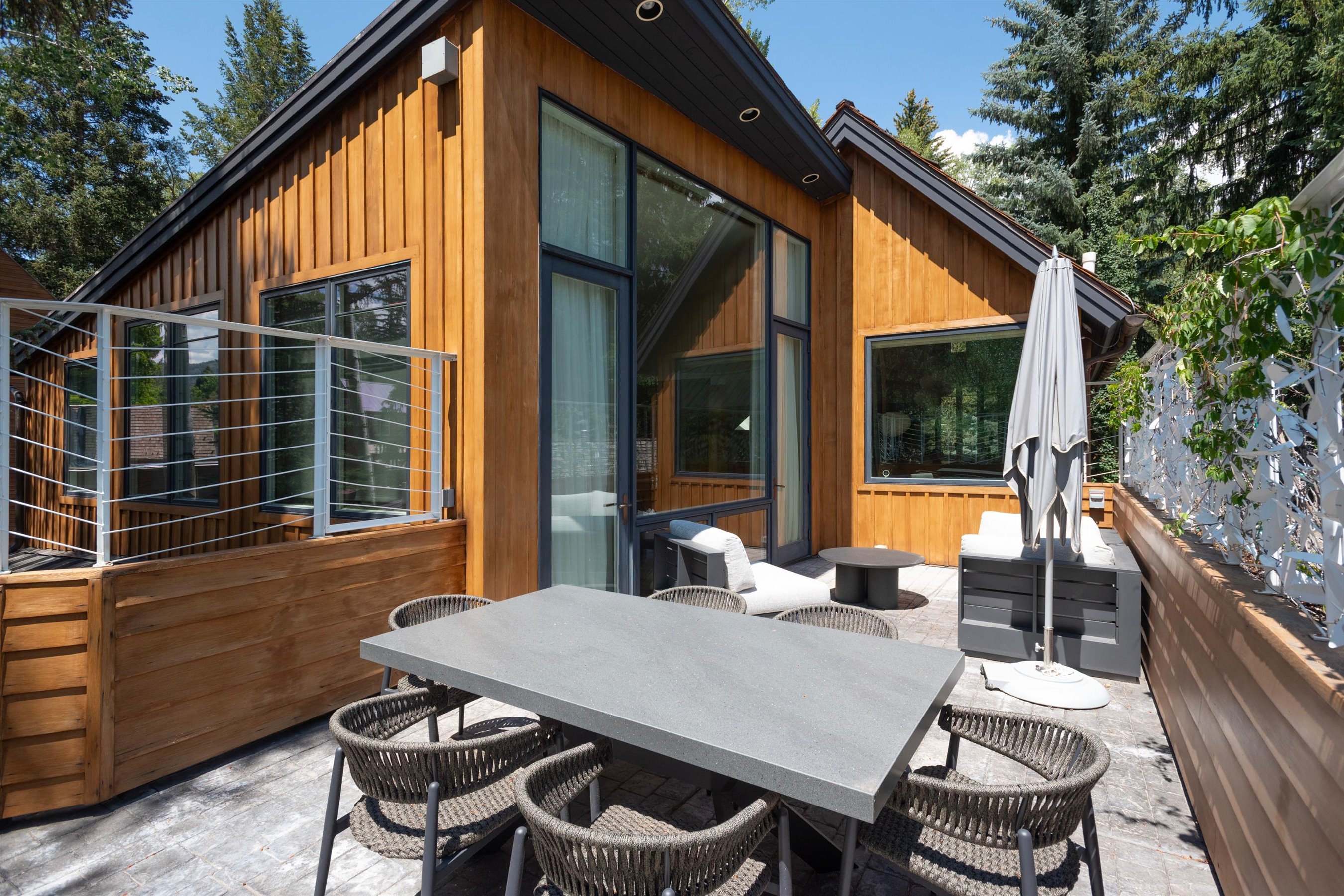  Alpine Charm and Sophistication - 物件實景