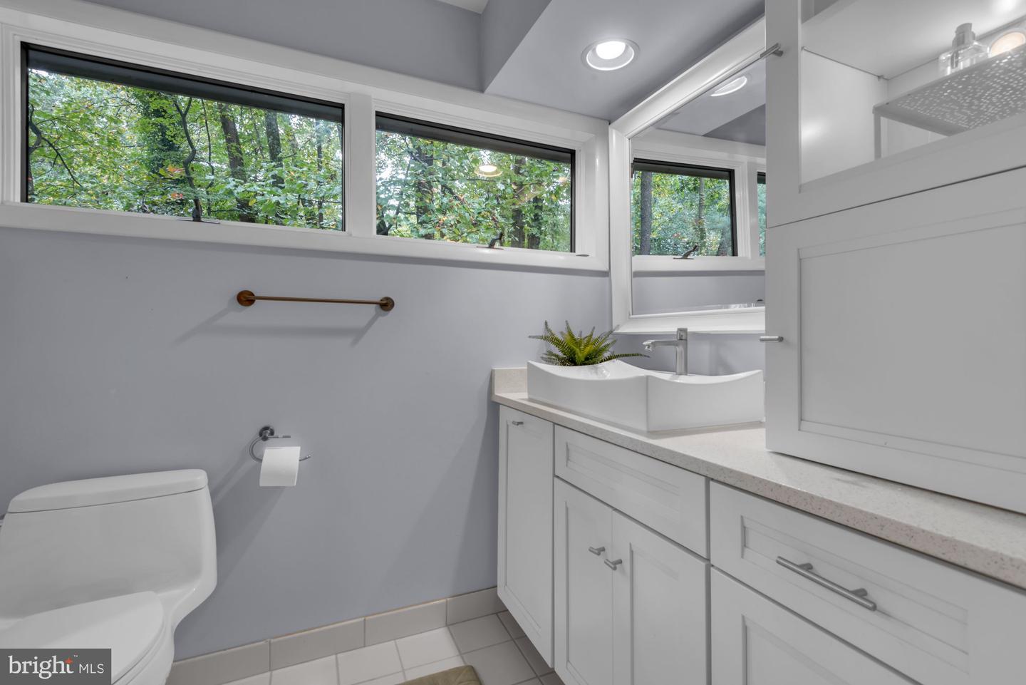 Annapolis, Maryland, 21409, United States, 4 Bedrooms Bedrooms, ,5 BathroomsBathrooms,Residential,For Sale,1947089
