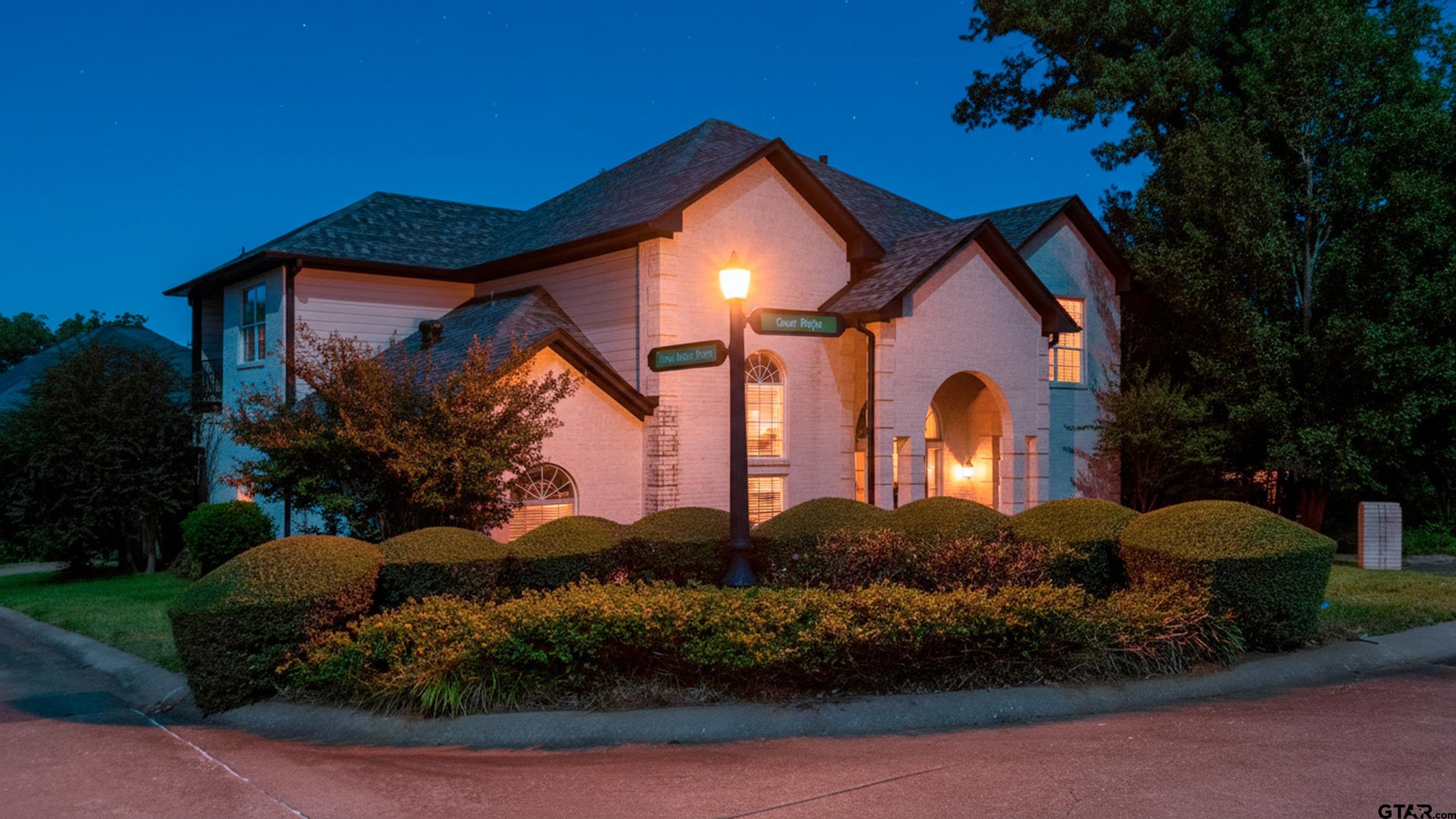 Tyler, Texas, 75703, United States, 5 Bedrooms Bedrooms, ,5 BathroomsBathrooms,Residential,For Sale,1901278