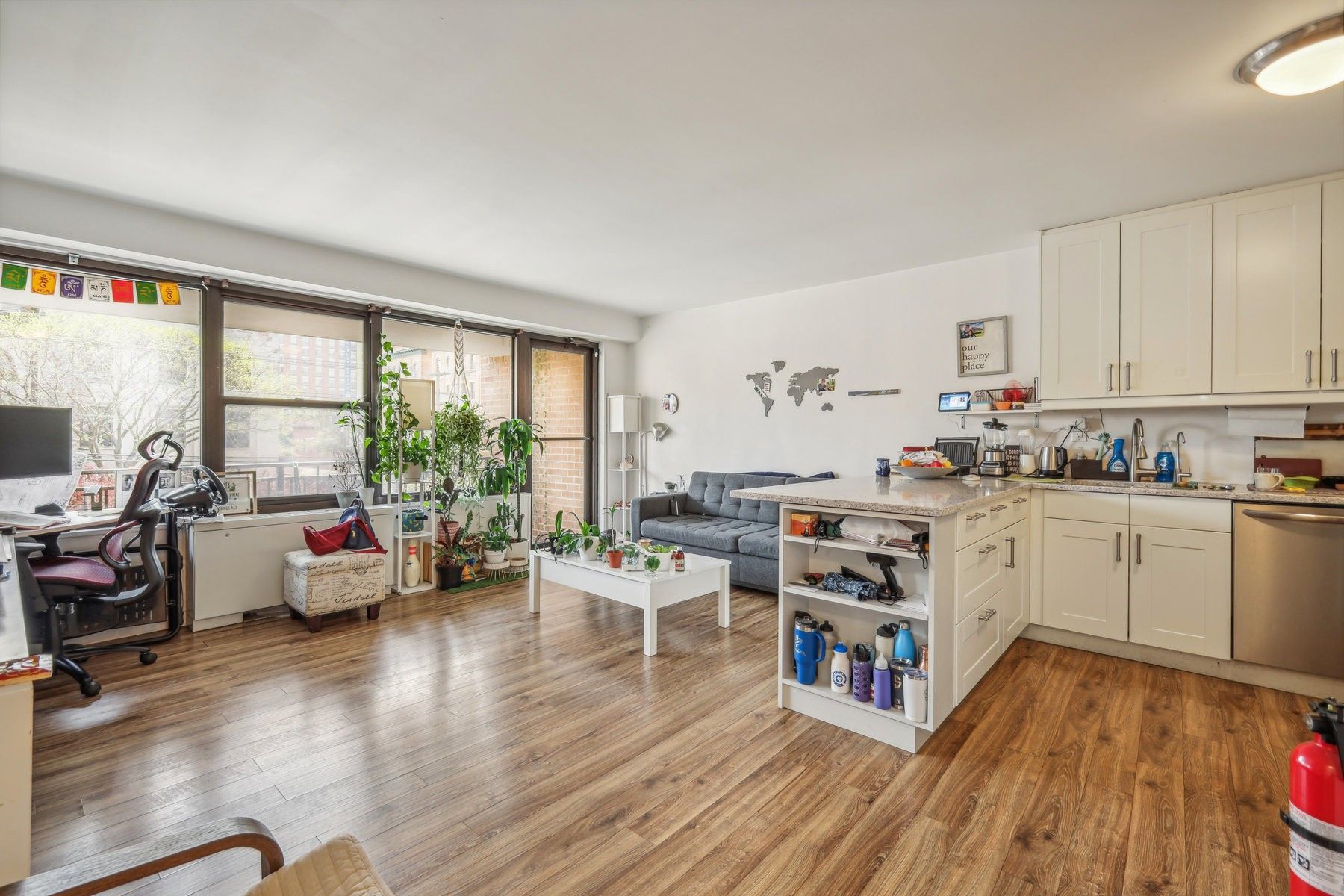  135 Montgomery St, Jc, Downtown, NJ, 07302 - 物件實景