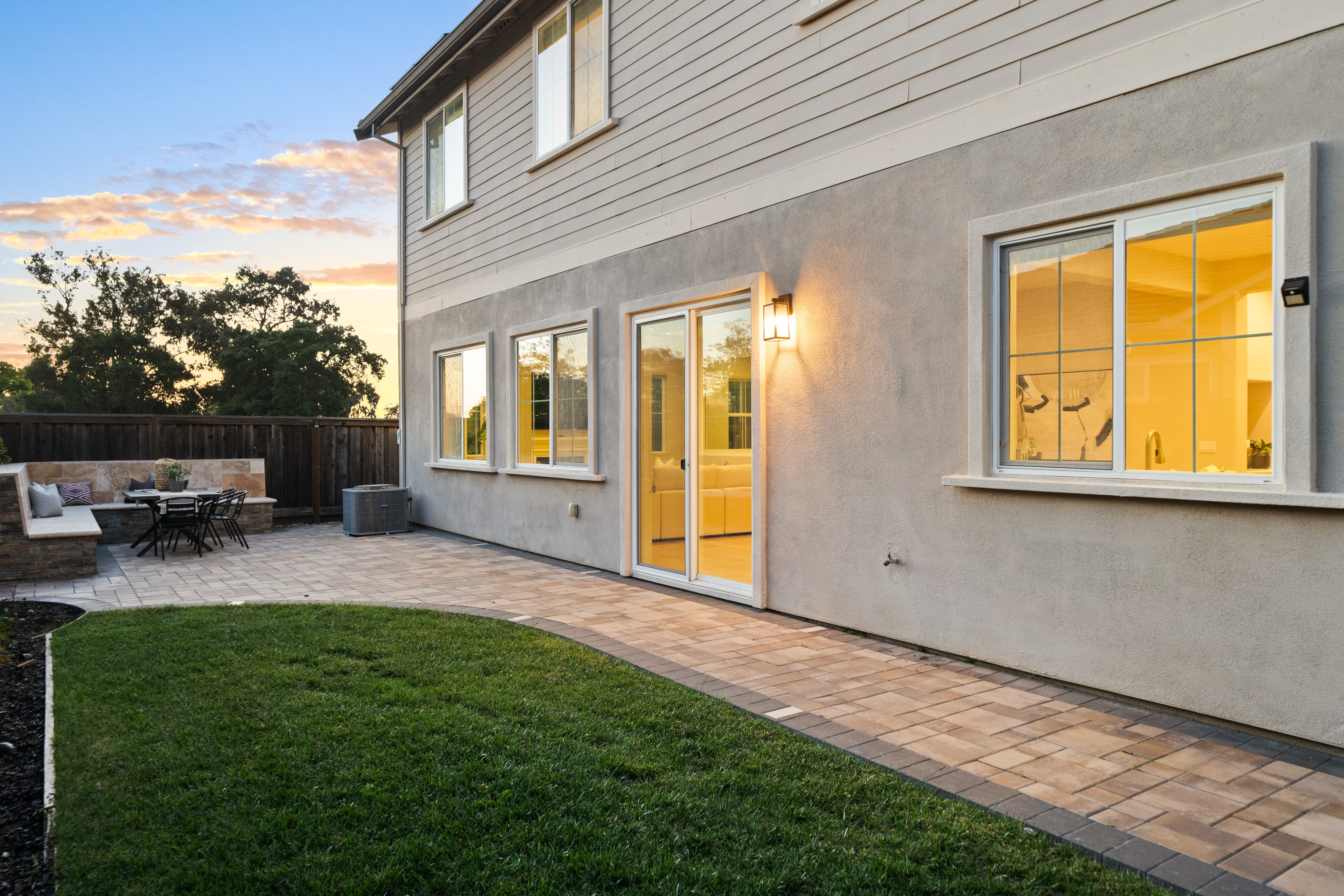  A Beautifully Appointed Patterson Ranch Home Offering Effortless Modern Living - 物件實景