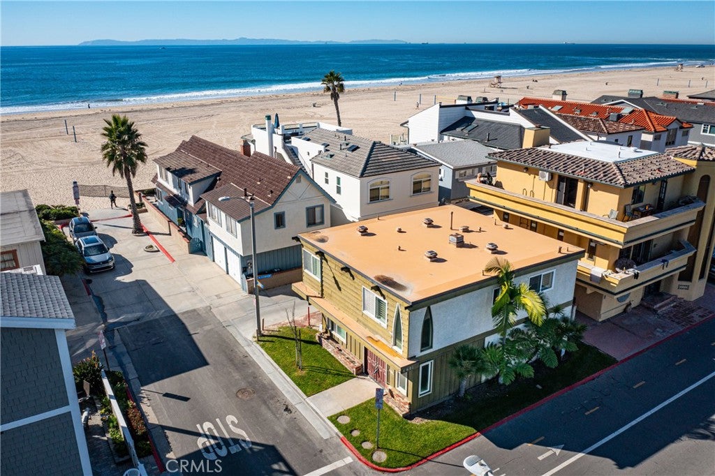 Newport Beach, California, 92663, United States, 3 Bedrooms Bedrooms, ,2 BathroomsBathrooms,Residential,For Sale,2001553