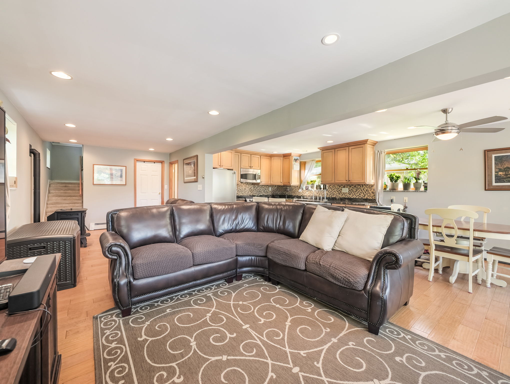 Frankford Twp, New Jersey, 07826, United States, 9 Bedrooms Bedrooms, ,2 BathroomsBathrooms,Residential,For Sale,1887211