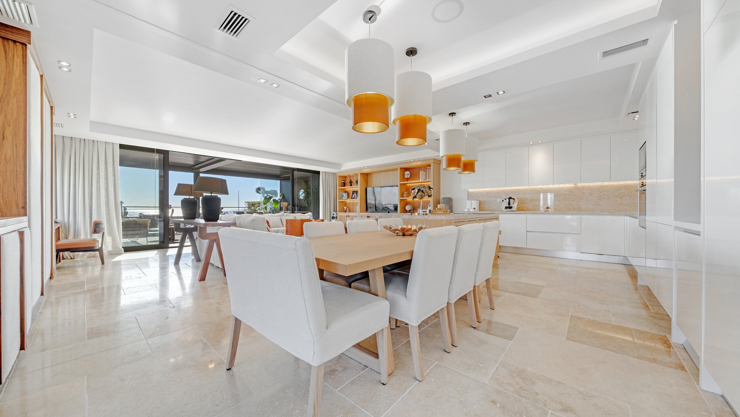  Luxury penthouse with 200 sqm rooftop terrace and sea views in Les Issambres - 物件實景