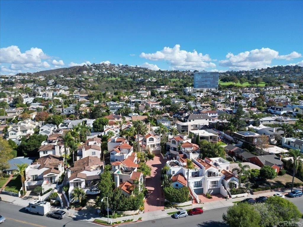 La Jolla, California, 92037, United States, 3 Bedrooms Bedrooms, ,3 BathroomsBathrooms,Residential,For Sale,1997509