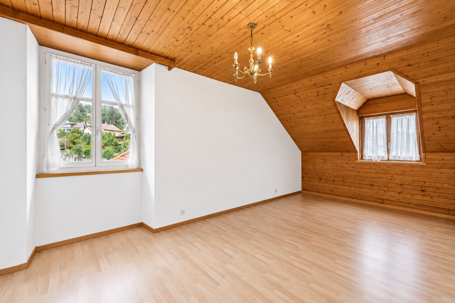  A charming property with endless possibilities in the heart of Moudon - 物件實景