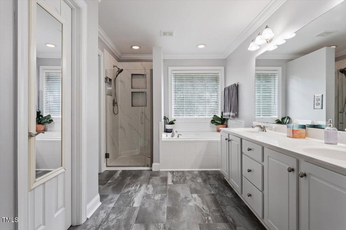Fuquay Varina, North Carolina, 27526, United States, 4 Bedrooms Bedrooms, ,3 BathroomsBathrooms,Residential,For Sale,1867218