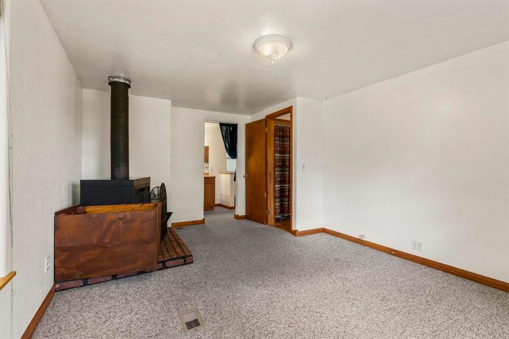 Durango, Colorado, 81303, United States, 4 Bedrooms Bedrooms, ,3 BathroomsBathrooms,Residential,For Sale,1947103