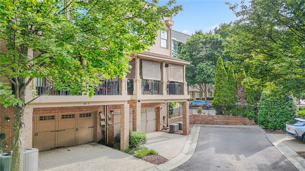 Atlanta, Georgia, 30363, United States, 3 Bedrooms Bedrooms, ,4 BathroomsBathrooms,Residential,For Sale,1896022