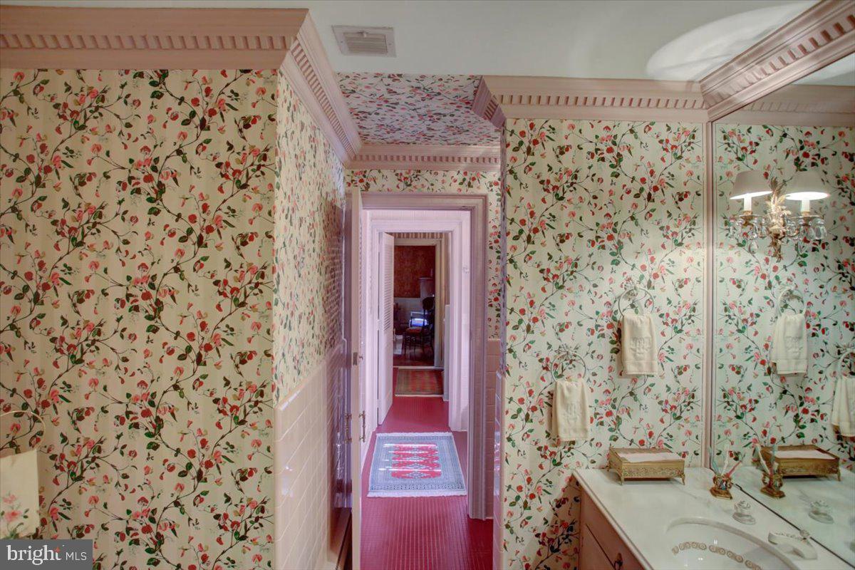 Waynesboro, Pennsylvania, 17268, United States, 4 Bedrooms Bedrooms, ,4 BathroomsBathrooms,Residential,For Sale,1731407