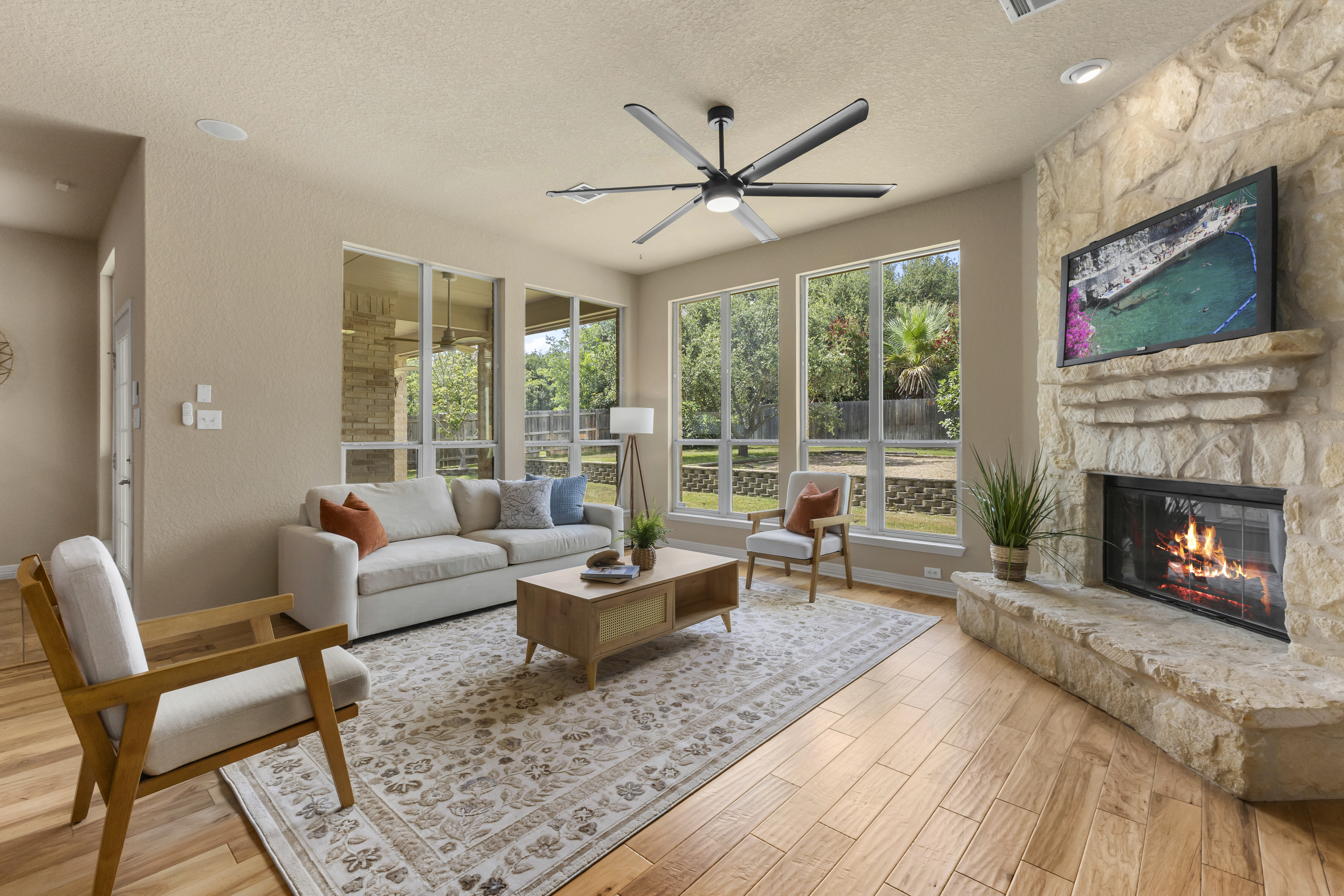  Energy Efficient Stone Oak Living in Gated Mesa Grande - 物件實景