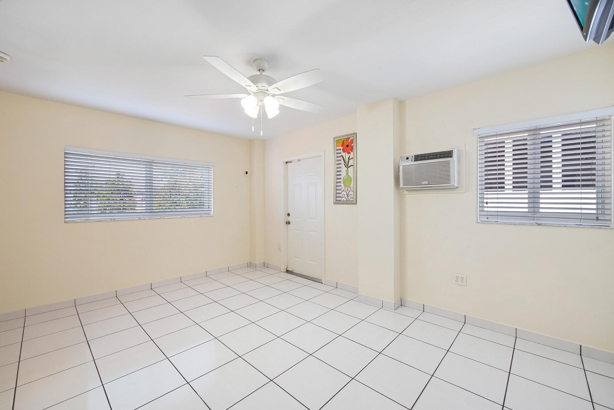 Miami, Florida, 33126, United States, 3 Bedrooms Bedrooms, ,3 BathroomsBathrooms,Residential,For Sale,1921989