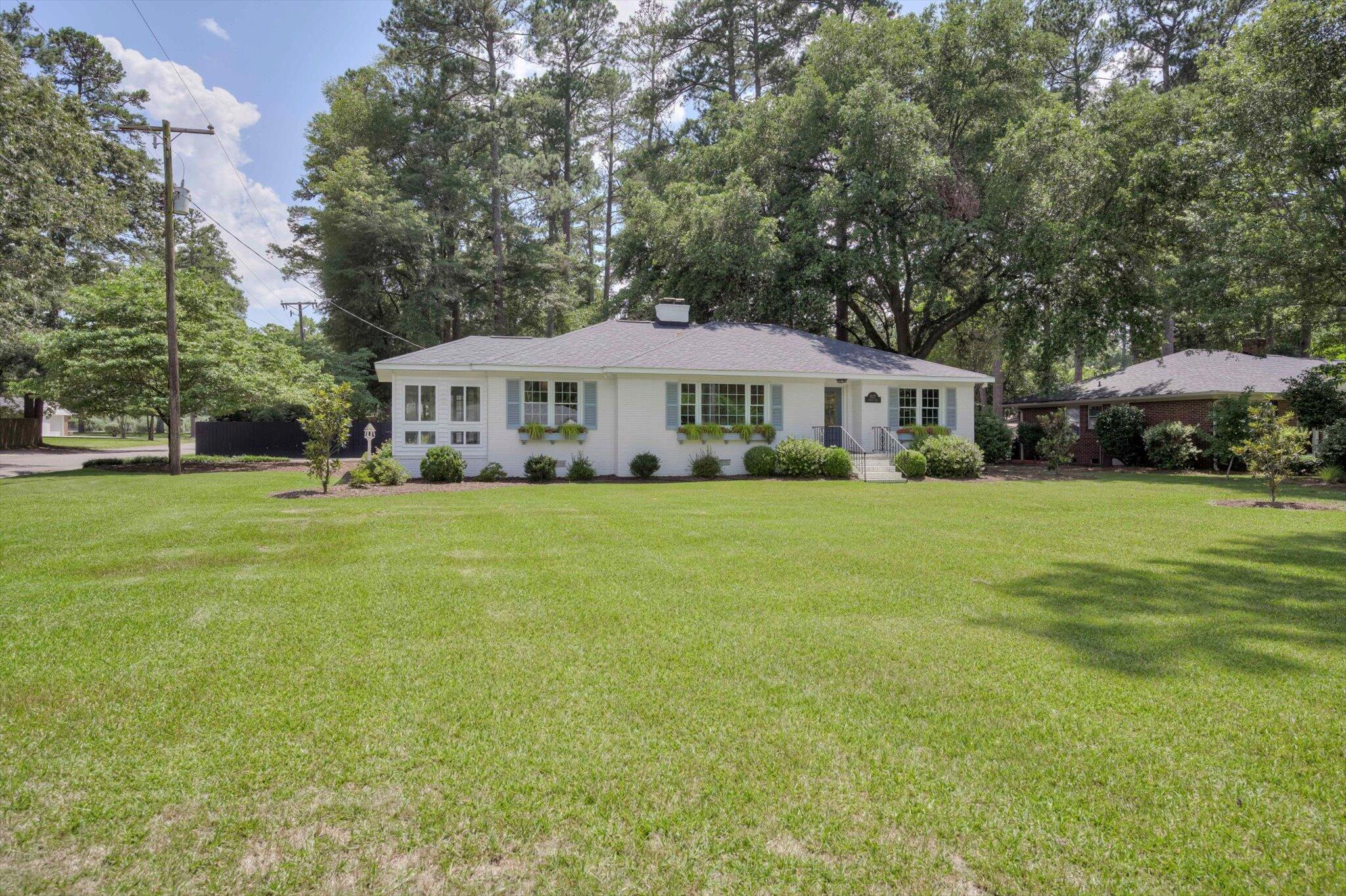 Aiken, South Carolina, 29801, United States, 3 Bedrooms Bedrooms, ,3 BathroomsBathrooms,Residential,For Sale,1849838