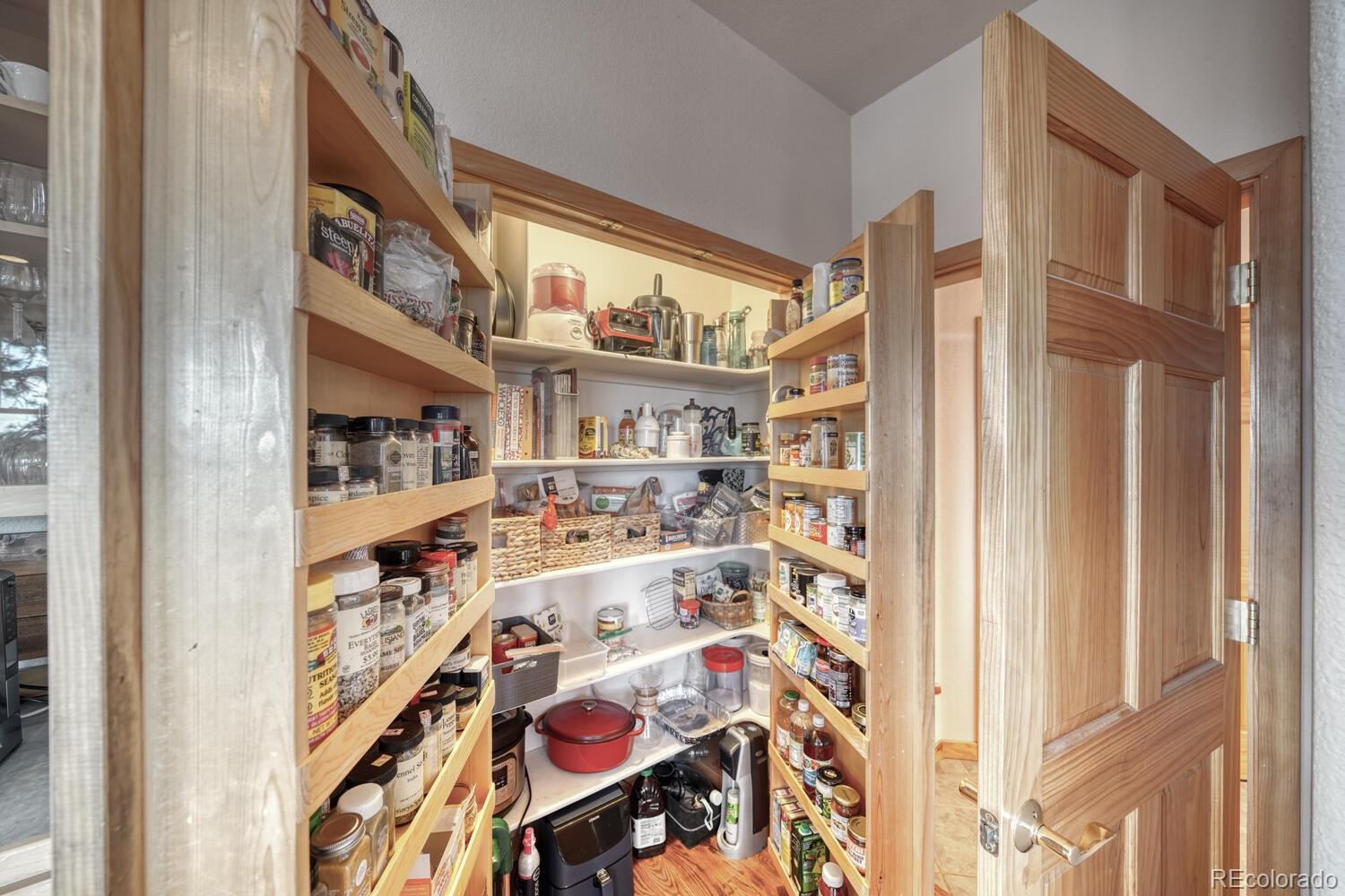 Buena Vista, Colorado, 81211, United States, 3 Bedrooms Bedrooms, ,2 BathroomsBathrooms,Residential,For Sale,1996048