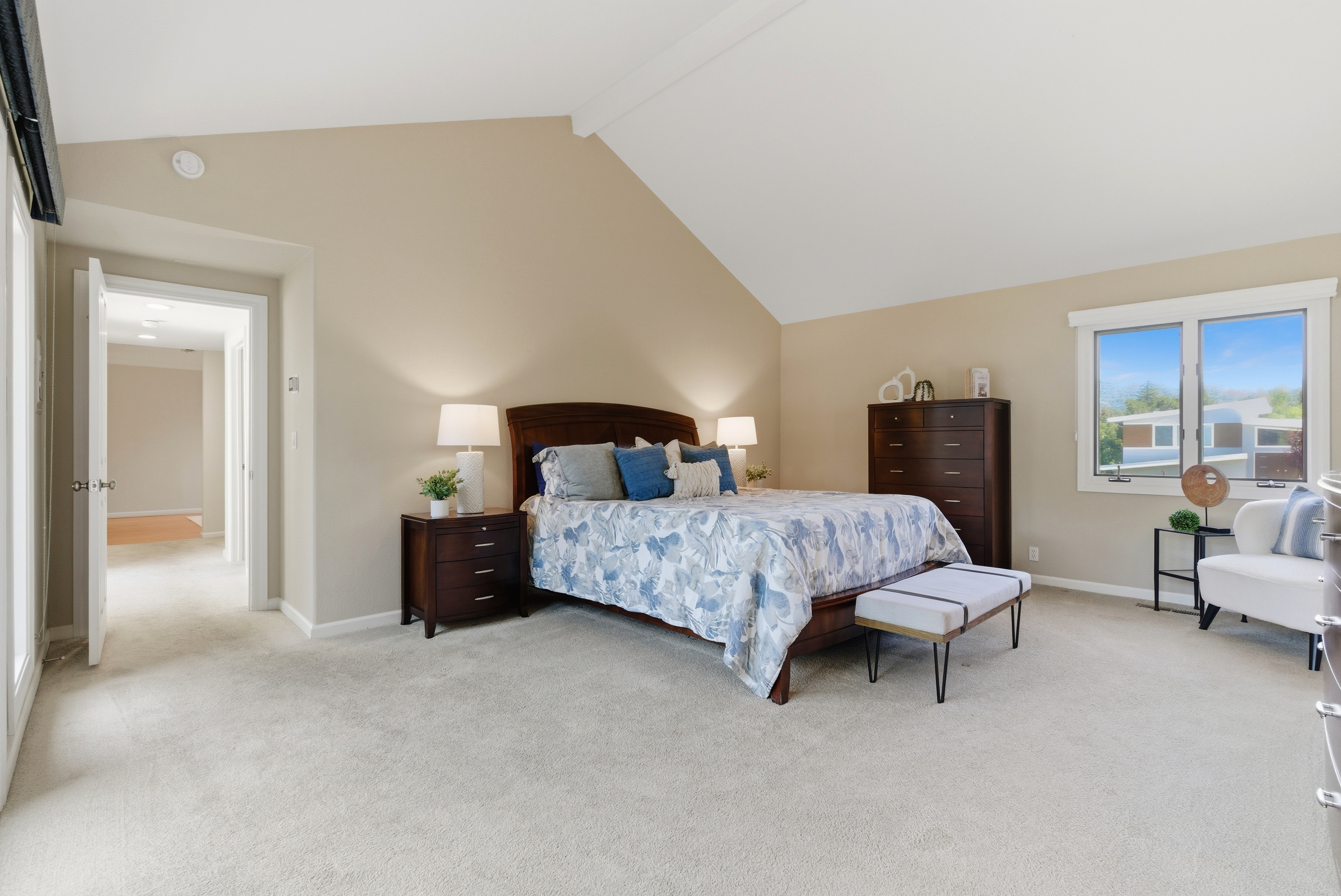  Elegant Single-Story Living on a Premier Corner Lot in Monte Sereno - 物件實景